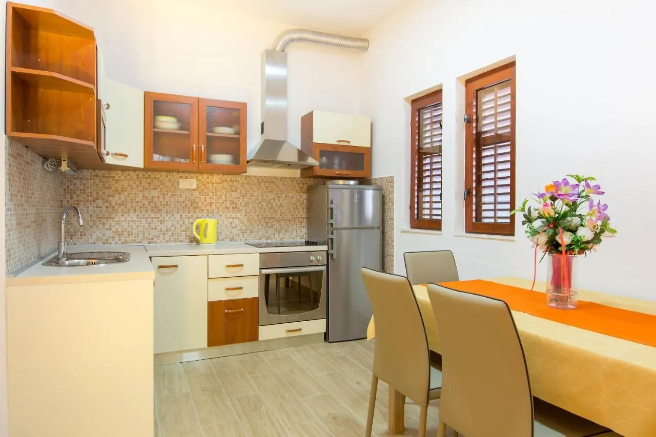 Apartment Bralic Kastela