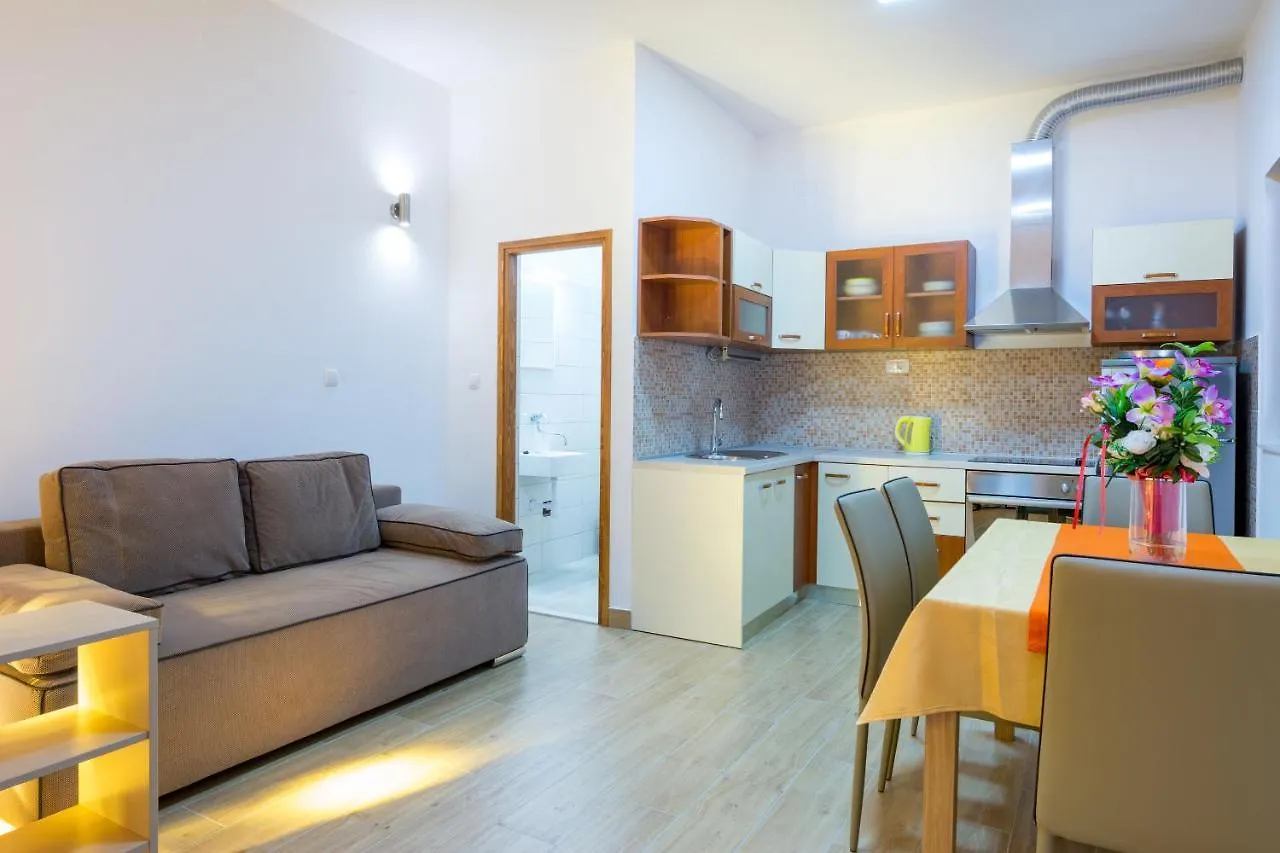 Apartment Bralic Kastela Croatia
