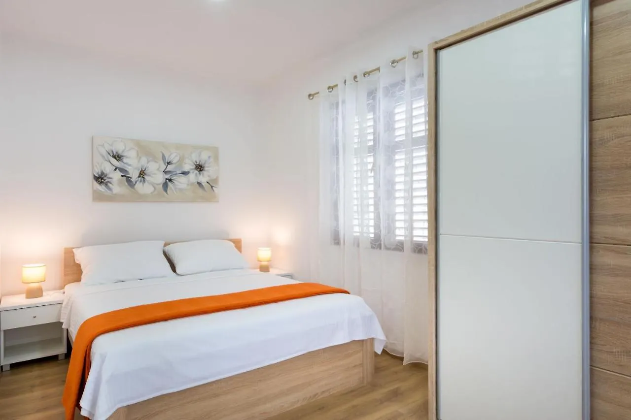 Apartment Bralic Kastela